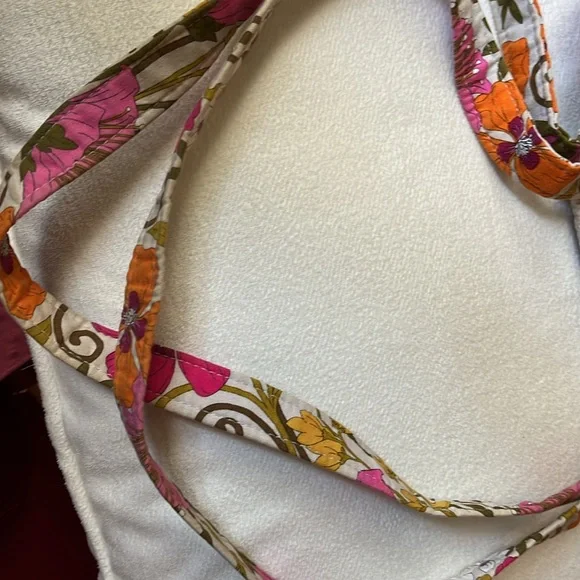 Vera Bradley tote. Like new condition - Picture 5 of 6